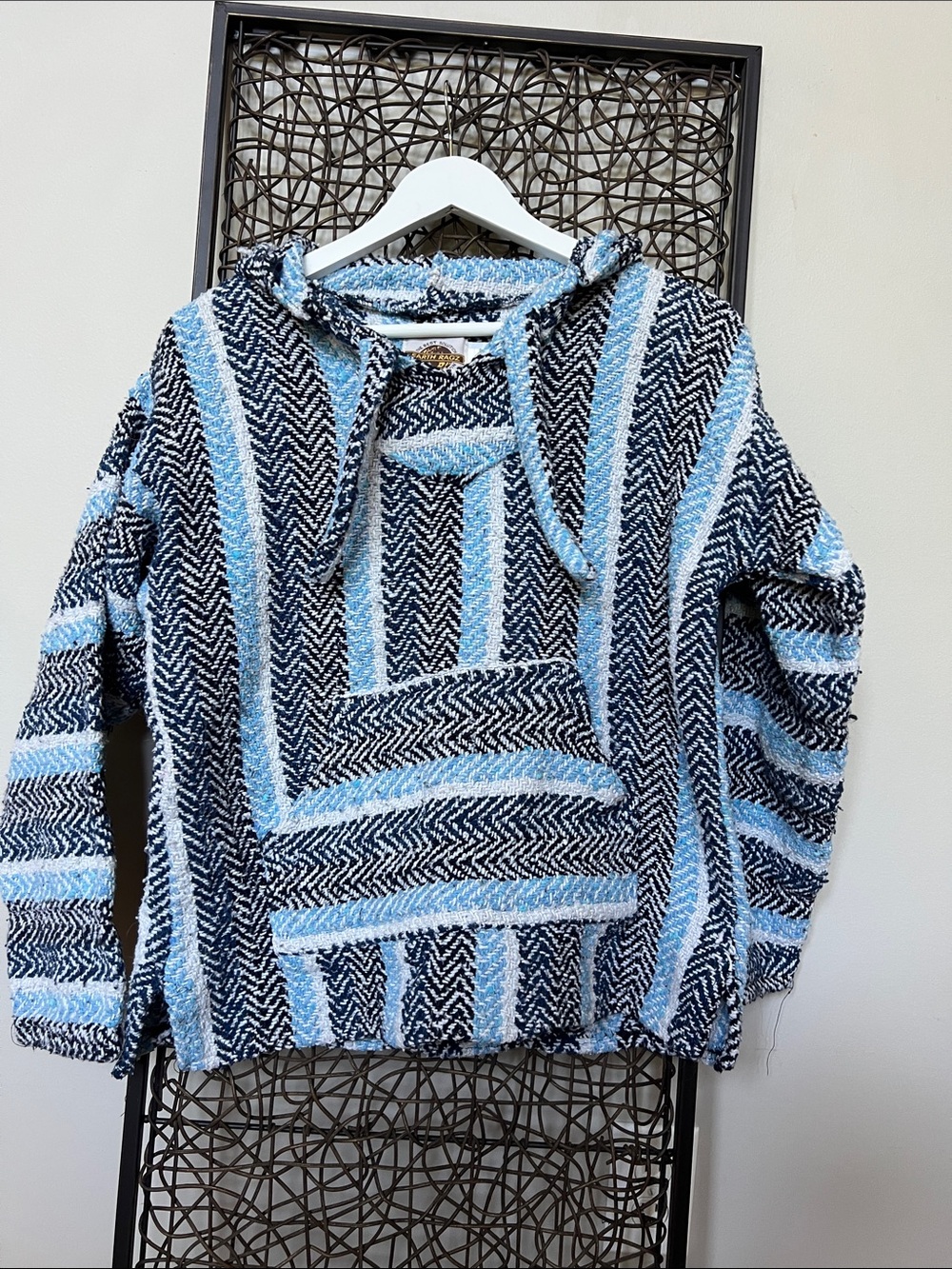 Earth Ragz Baja Joe hooded pullover recycled blue white Mexican blanket fibers L